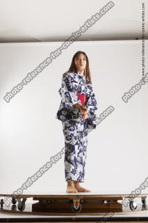 japanese woman in kimono with sword saori 01c